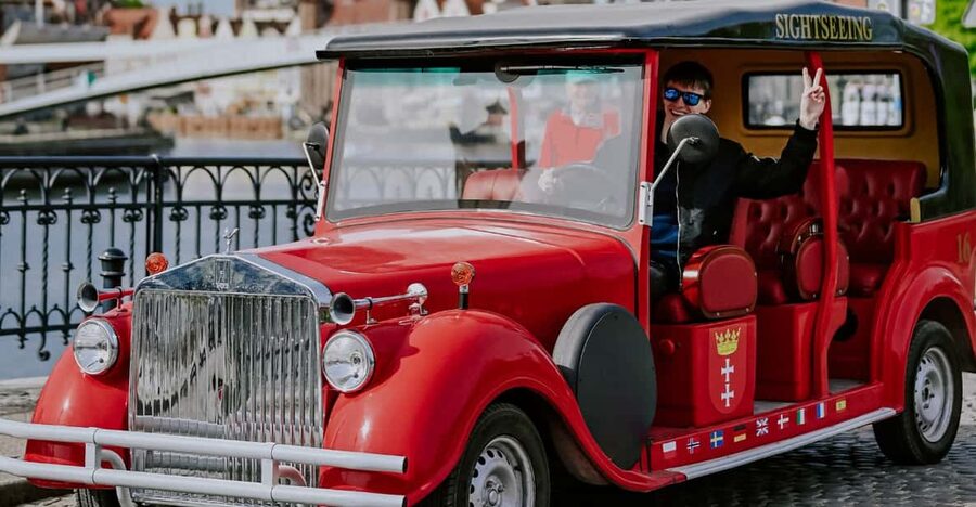 60 min of sightseeing in retro cars, Gdansk - Why a retro-car loop works for your first day in Gdańsk