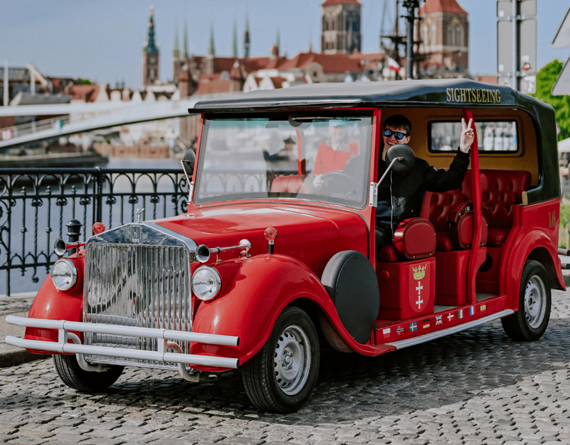 60 min of sightseeing in retro cars, Gdansk - Choosing your sights: how to make the guide work for you