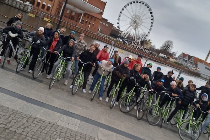 Bike Tour Gdansk - Standard - Why biking Gdańsk helps you get oriented fast