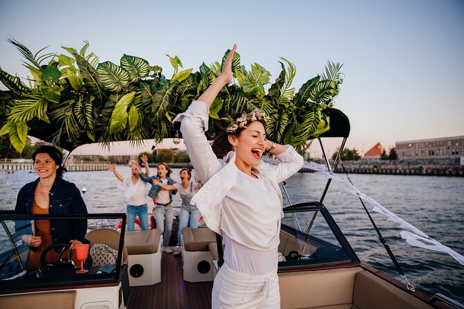 Boat Tour in Gdańsk – Explore the Historic Motława River - Best Time to Go: Sunset Trips Are the Real Reason