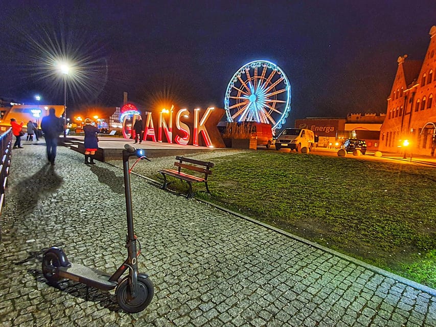 Electric Scooter Tour: Old Town Gdańsk - 1,5-Hour of Magic! - Gear-up: helmets, raincoats, and what to wear