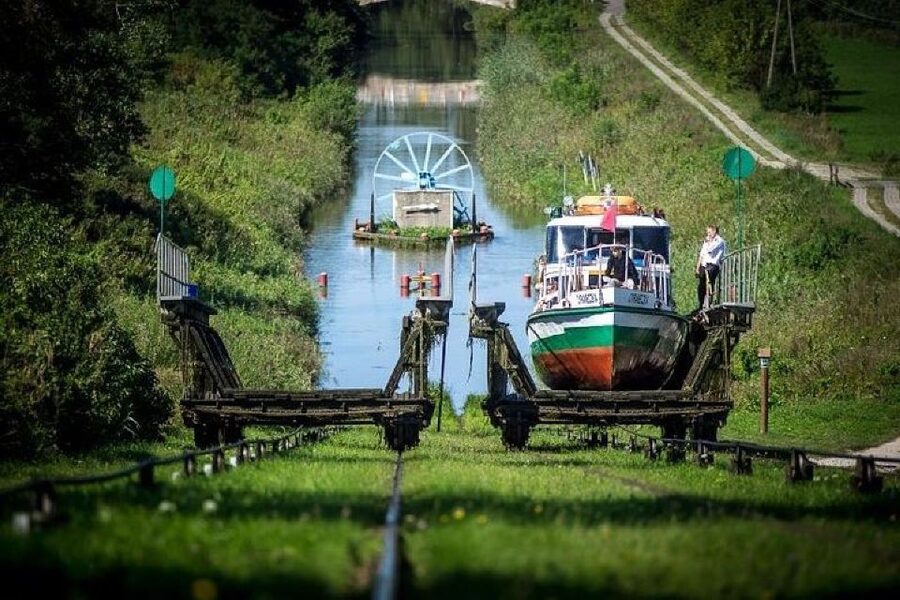 From Gdansk: Elblag Canal Boat Cruise - Who should book this, and who might skip it