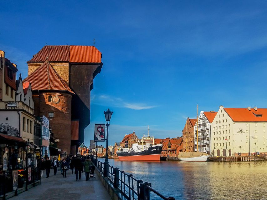 Gdansk: City Highlights Guided Private Bike Tour - Should You Book Gdansk City Highlights on a Private Bike?