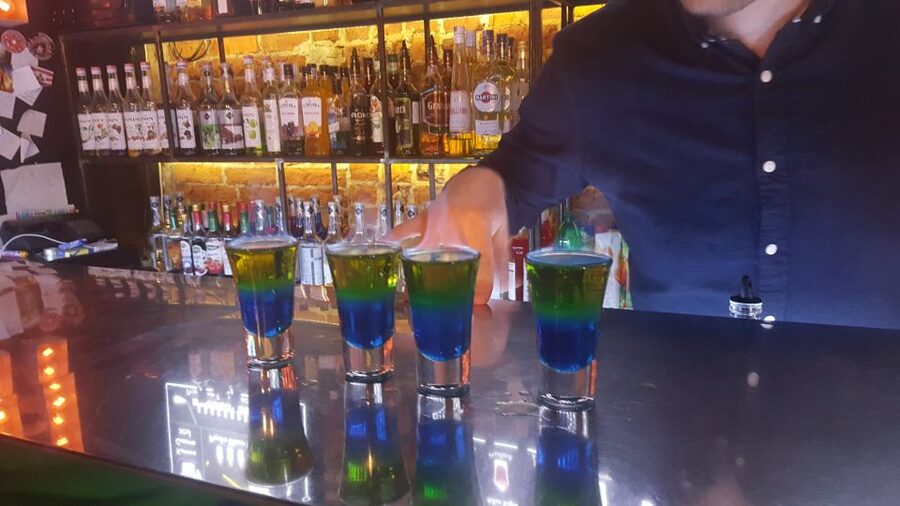 Gdansk: Daily Vodka Tasting Tour - Snacks That Actually Make Sense: Pairing Vodka Like a Local