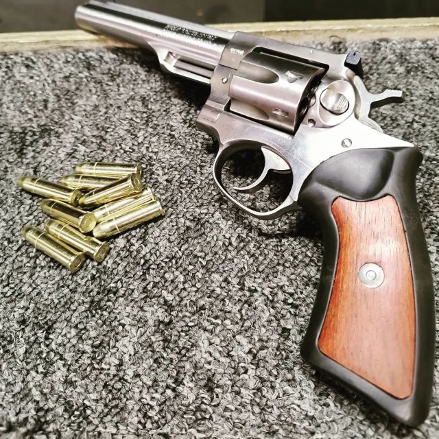 Gdansk: Firearm Shooting Experience with Instructor - Trying Multiple Guns and the Automatic Mode Option