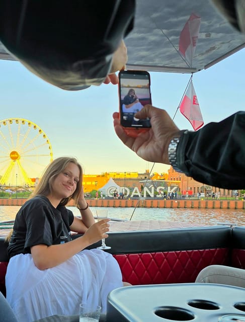 Gdańsk: Motława River Eco Cruise at Sunset with Prosecco - Key things to know before you go