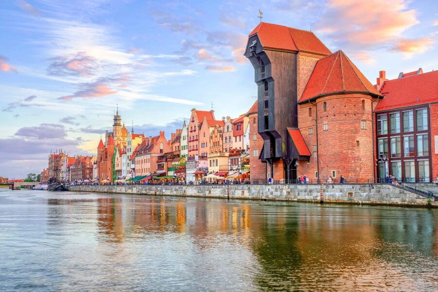 Gdansk Old Town 2-Hour Walking Tour - Meeting at Wały Jagiellońskie and starting at Brama Wyżynna