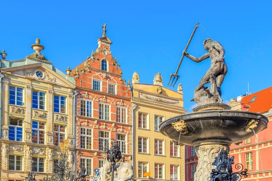 Gdansk Old Town 2-Hour Walking Tour - Upland Gate and the Royal Way to Long Market