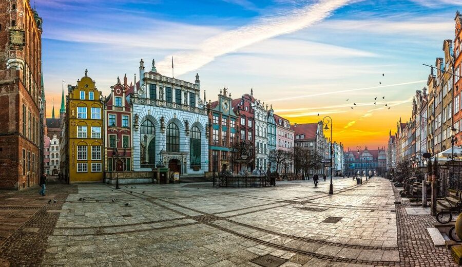 Gdansk Old Town: German Influence Walking Tour - The Names You’ll Connect to Street-Level Reality
