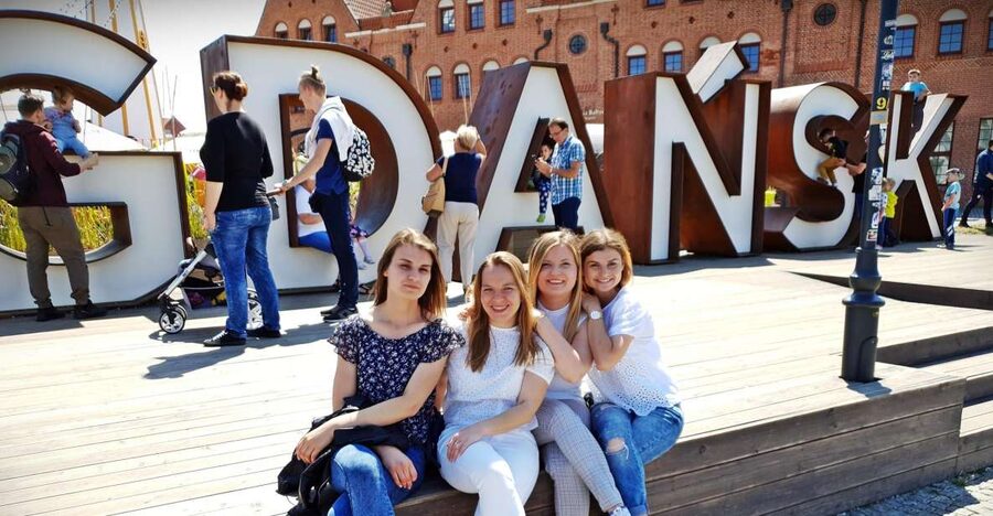 Gdansk Old Town Half-Day Private Walking Tour - Motława River Banks and the Green Gate Walk