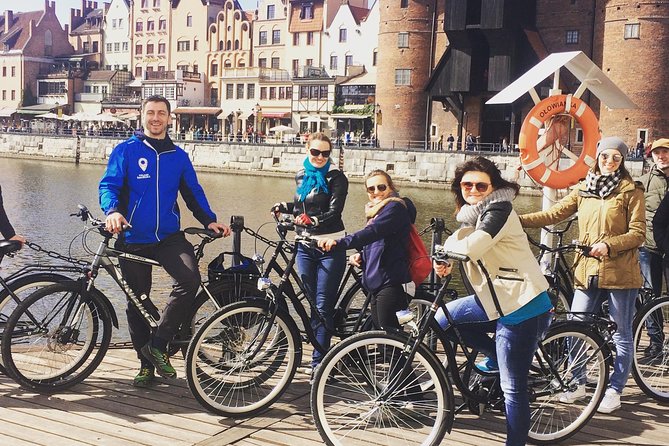 Gdansk Private Bike Tour - Old Town hits: Neptune’s Fountain, Golden Gate, and St. Mary’s Church