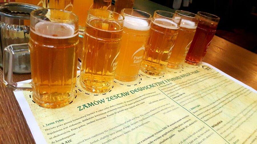 Gdansk Private Polish Beer Tasting Tour at Best Pubs & Bars - Old Town pubs and traditional restaurants: how the stops shape the night