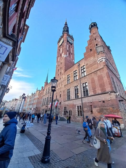 Gdansk: Private Top City Tour by Electric Cart & Live Guided - From Motława to Solidarity: Port Views and Memory Sites That Mean Something