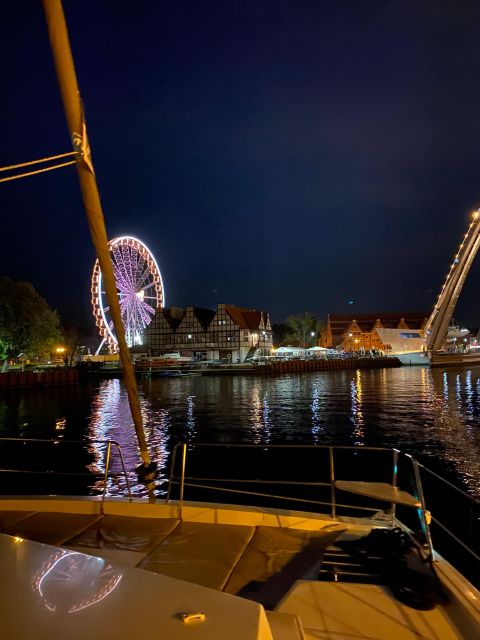 Gdansk: Scenic Evening Yacht Cruise with Welcome Drink - The route in plain English: from Old Town to the working port