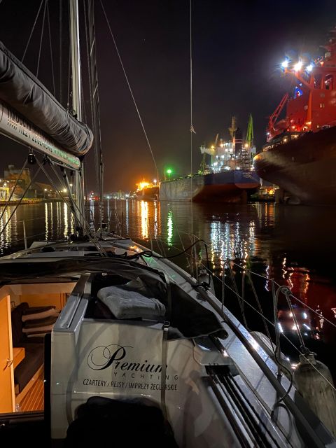 Gdansk: Scenic Evening Yacht Cruise with Welcome Drink - Into the Bay of Gdańsk: you’ll get it, or you’ll turn back