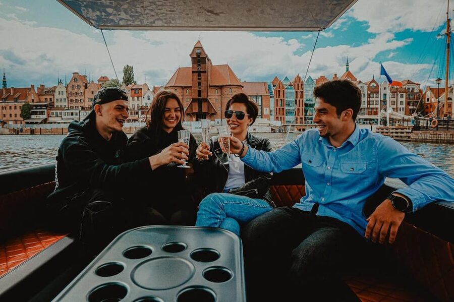 Gdańsk: Sightseeing EcoCruise around the Old Town of Gdansk - Price and what you actually get for about $19/79 PLN