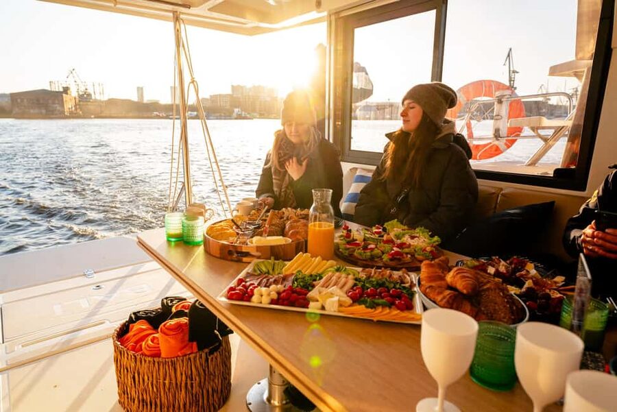 Gdansk/Sopot: Breakfast Cruise on a Catamaran - Why this cruise feels like a perfect morning reset