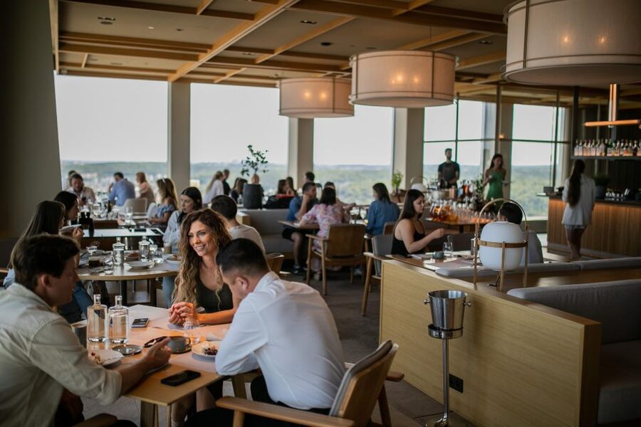 Gdańsk: Spanish Cuisine and City Views From the Top Floor - Chefs with Michelin-Level Credentials: Paco Pérez and Antonio Arcieri