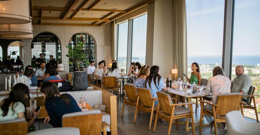 Gdańsk: Spanish Cuisine and City Views From the Top Floor - Should You Book Treinta y Tres in Gdańsk?