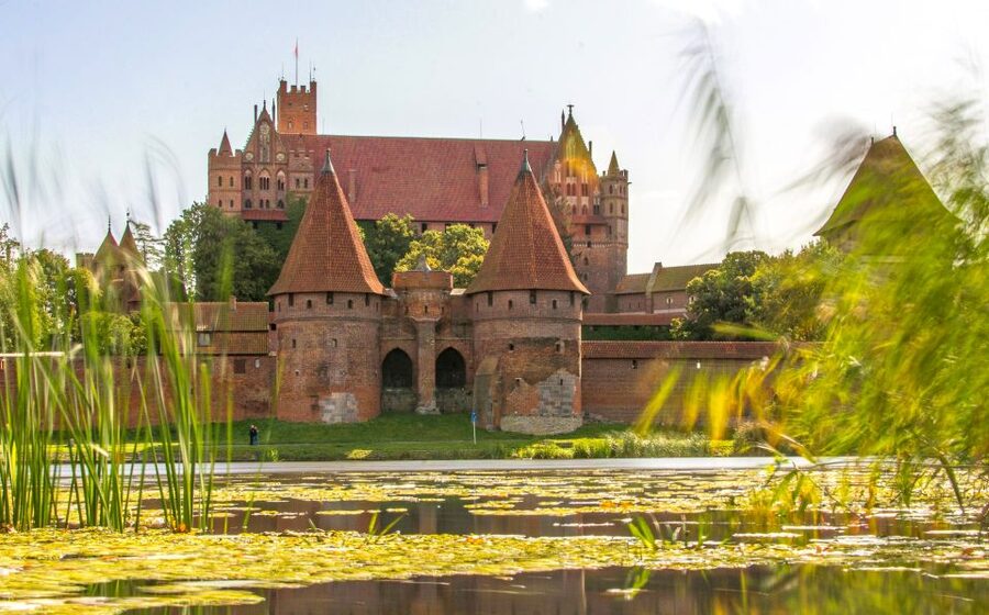 Malbork Castle Half Day Private Tour - St. Mary’s Church: religion and control in one structure