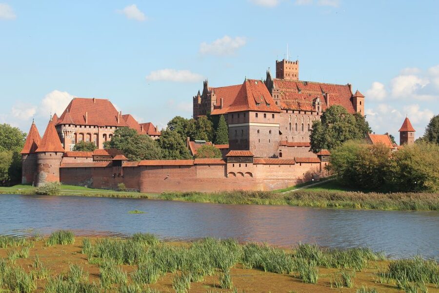Malbork Castle: Private Tour from Gdansk, Sopot or Gdynia - Who should book this tour, and who might prefer something else