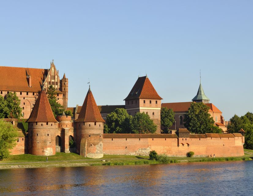Malbork Castle Tour: 6-Hour Private Tour - Key Points Before You Go