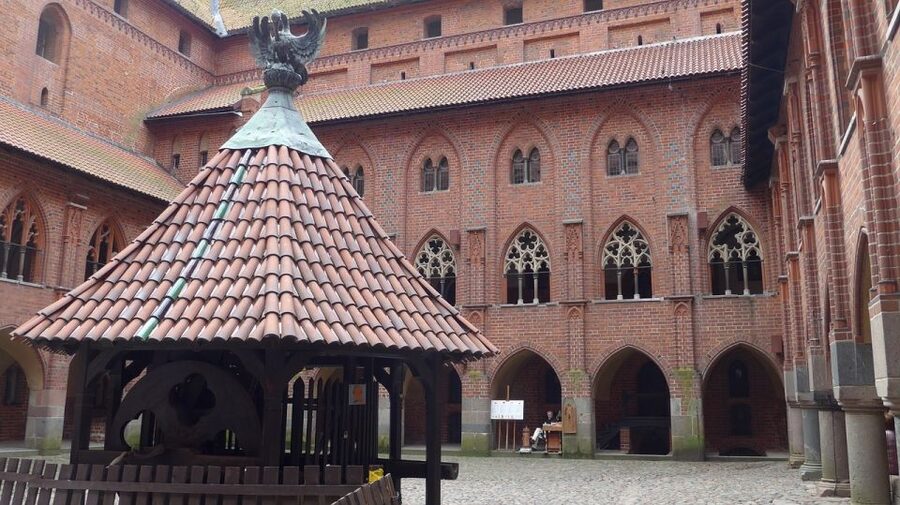Malbork Castle Tour: 6-Hour Private Tour - Medieval Gothic Details: What You’ll Notice Once You Know the Context