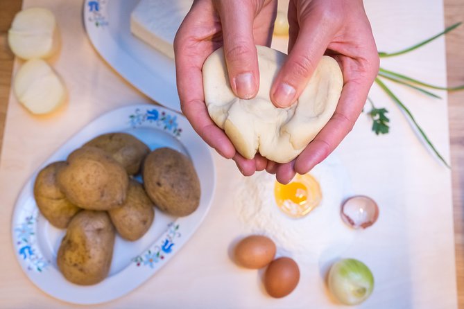 PIEROGI classes with Masterchef - The meal around the dumplings: rye bread appetizer, beer, and liqueur