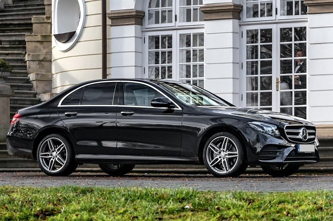 Private Airport Transfer (GDN) to City Center Gdansk (1-3 PAX) - Luggage Rules and Child Seats (Small Details That Save You Hassles)