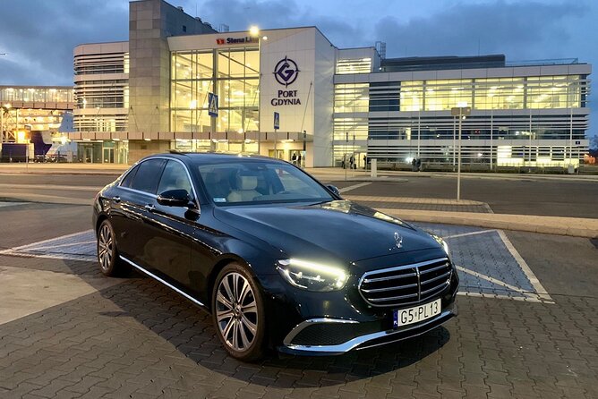 Private Round Trip Transfers from Gdansk Airport (GDN) to Gdansk - Door-to-Door in Gdańsk: Hotel Drop-Off Without the Stress