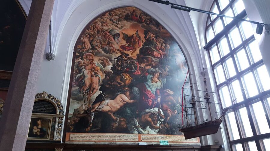Private Tour of Gdansk Old Town for Kids and Families - Long Market to the Royal Route Gates: Stories kids can repeat