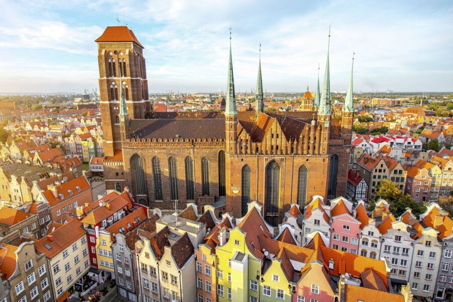 Private Tour of Gdansk Old Town for Kids and Families - Museum of Amber (3-hour option): Facts, myths, and real objects