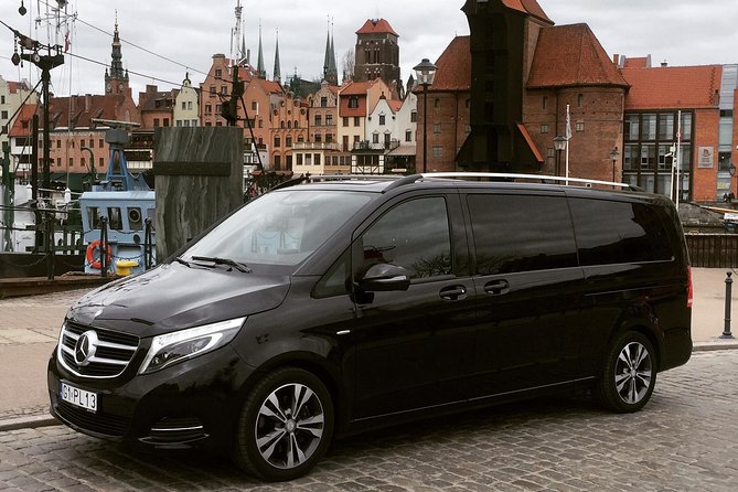 Private Transfer Gdansk City Center to Gdansk Airport (GDN) - The Driver Meet-Up: Easy Timing and Real Communication