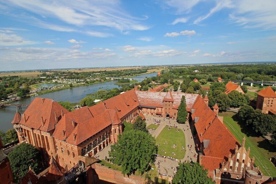 Private transportation to the Malbork Castle from Gdansk - Around-the-castle free time: don’t waste the extra minutes