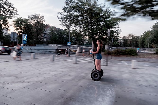 Segway Tour Gdańsk: Full Tour (Old Town + Shipyard) 3-Hour - Getting your bearings in the Hanseatic Old Town