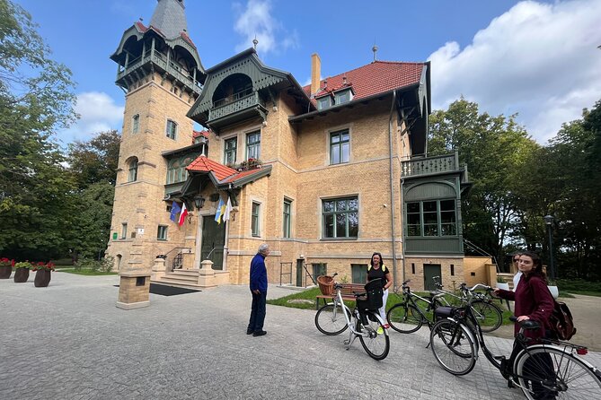 Sopot Private City Walking or Bike Tour with a local architect - Haffner Monument: who chose Sopot before it was famous