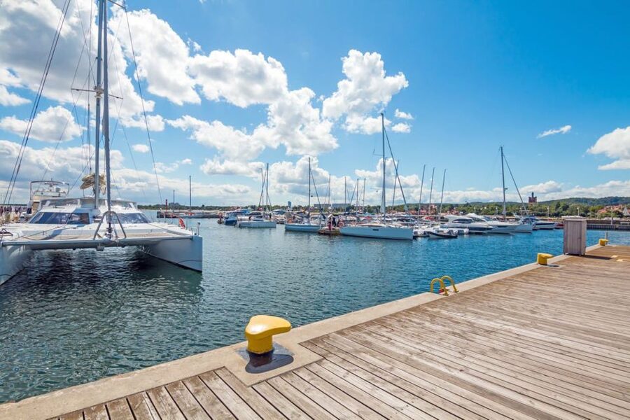 Sopot: Sunset Yachting Experience - How to dress so the wind doesn’t ruin your sunset