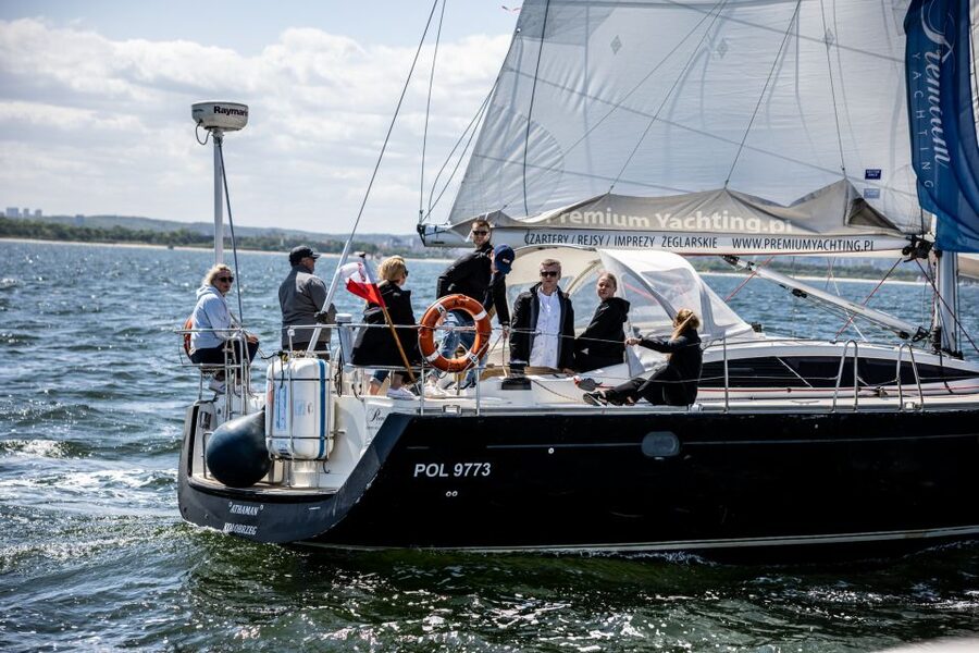 Sopot: Yacht Cruise Around the Bay with Welcome Drink - Why a Sopot yacht cruise makes the bay feel personal