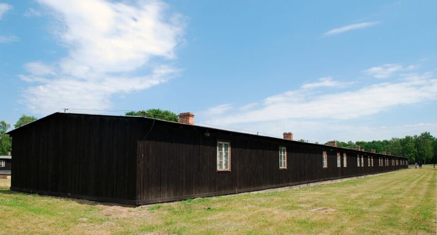 Stutthof Concentration Camp and Museum of WWII: Private Tour - A short Baltic beach pause: why it fits