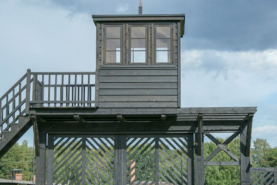 Stutthof Concentration Camp:Guided Tour with Transportation - Extending your day in Gdansk: Westerplatte, WWII museum, or Old Town