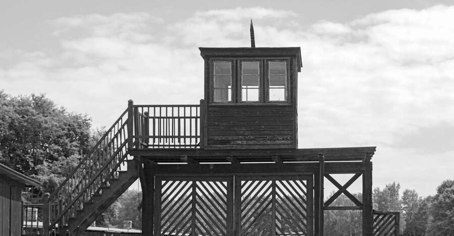 Stutthof Concentration Camp:Guided Tour with Transportation - Pickup, ride, and how the schedule stays sane