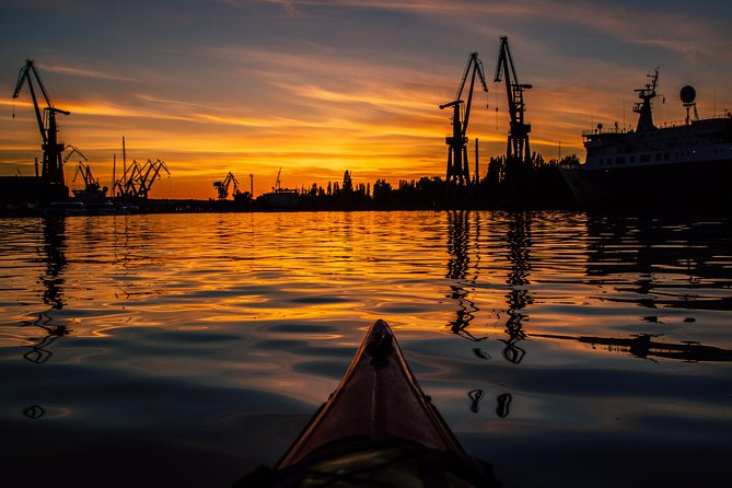 Sunset Kayak Tour - Granary Island and Olowianka Island: The Water-Only Gdansk Perspective